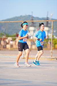 BIB: 921
                            <button type="button" onclick="openModal(3240658)" class="btn btn-primary btn-sm float-right btn-popup" data-toggle="modal" data-target=".modal-high-quality">
                        <i class="fas fa-shopping-cart"></i> Add to Cart
                    </button>
                                            <button type="button" onclick="isThisMe(3240658, true)" class="btn btn-success btn-sm float-right btn-popup btn-isme hidden" data-toggle="tooltip" data-placement="bottom" title="นี่คือรูปของคุณใช่ไหม คลิกที่นี่เพื่อเอาเข้าอัลบั้ม">
                        <i class="fas fa-plus"></i> Add to album
                    </button>
                    <button type="button" onclick="isThisMe(3240658, false)" class="btn btn-warning btn-sm float-right btn-popup btn-isnotme hidden">
                        <i class="fas fa-ban"></i> Remove from album
                    </button>